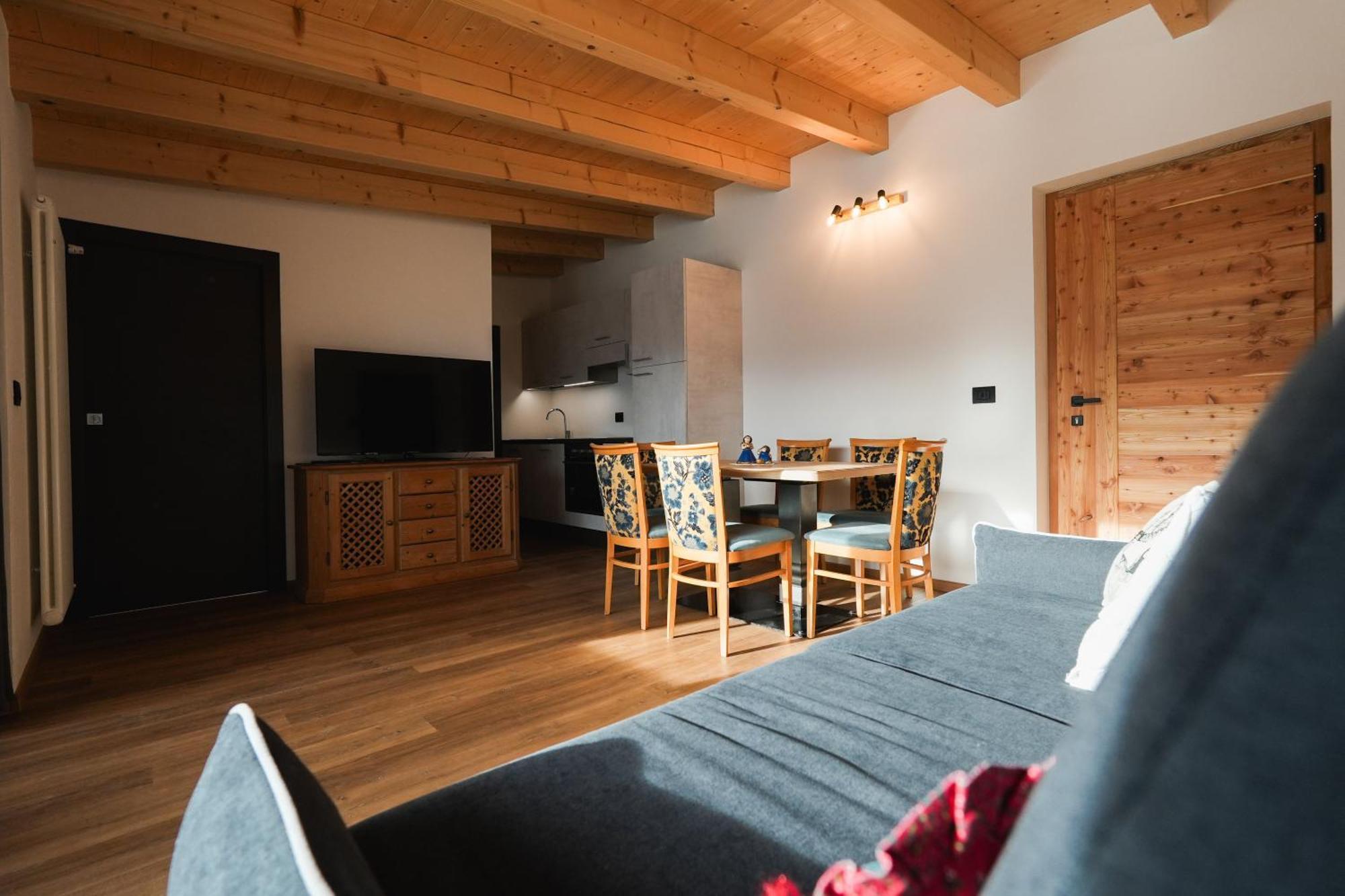 Mountain Deluxe 27 Apartments Con Wellness Cavalese Kültér fotó