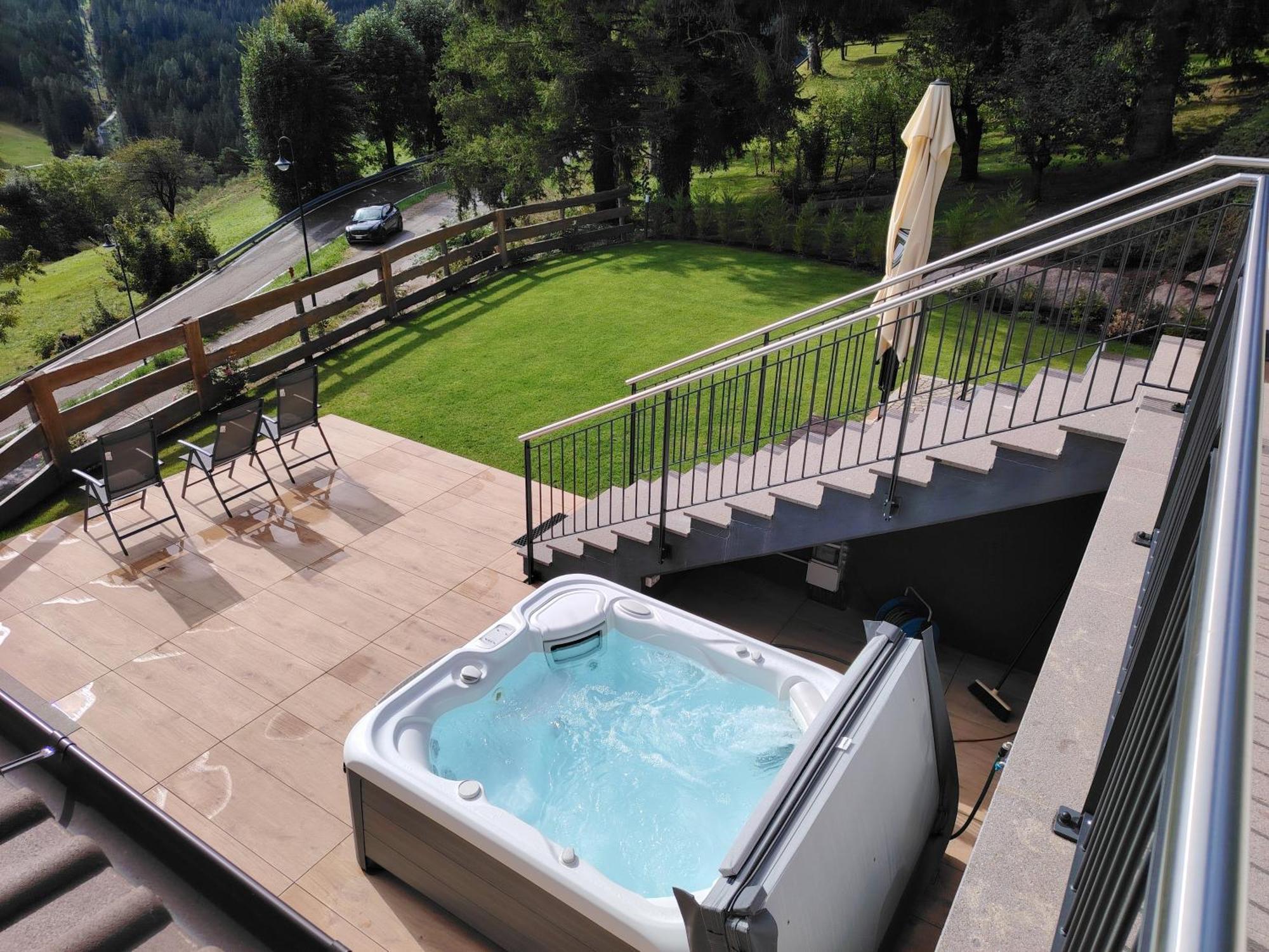 Mountain Deluxe 27 Apartments Con Wellness Cavalese Kültér fotó